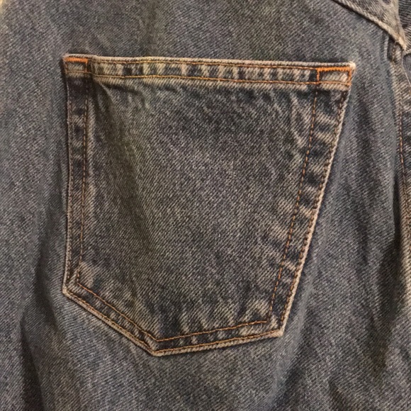 H&M | Destroyed Hem | Jeans - Picture 3 of 5